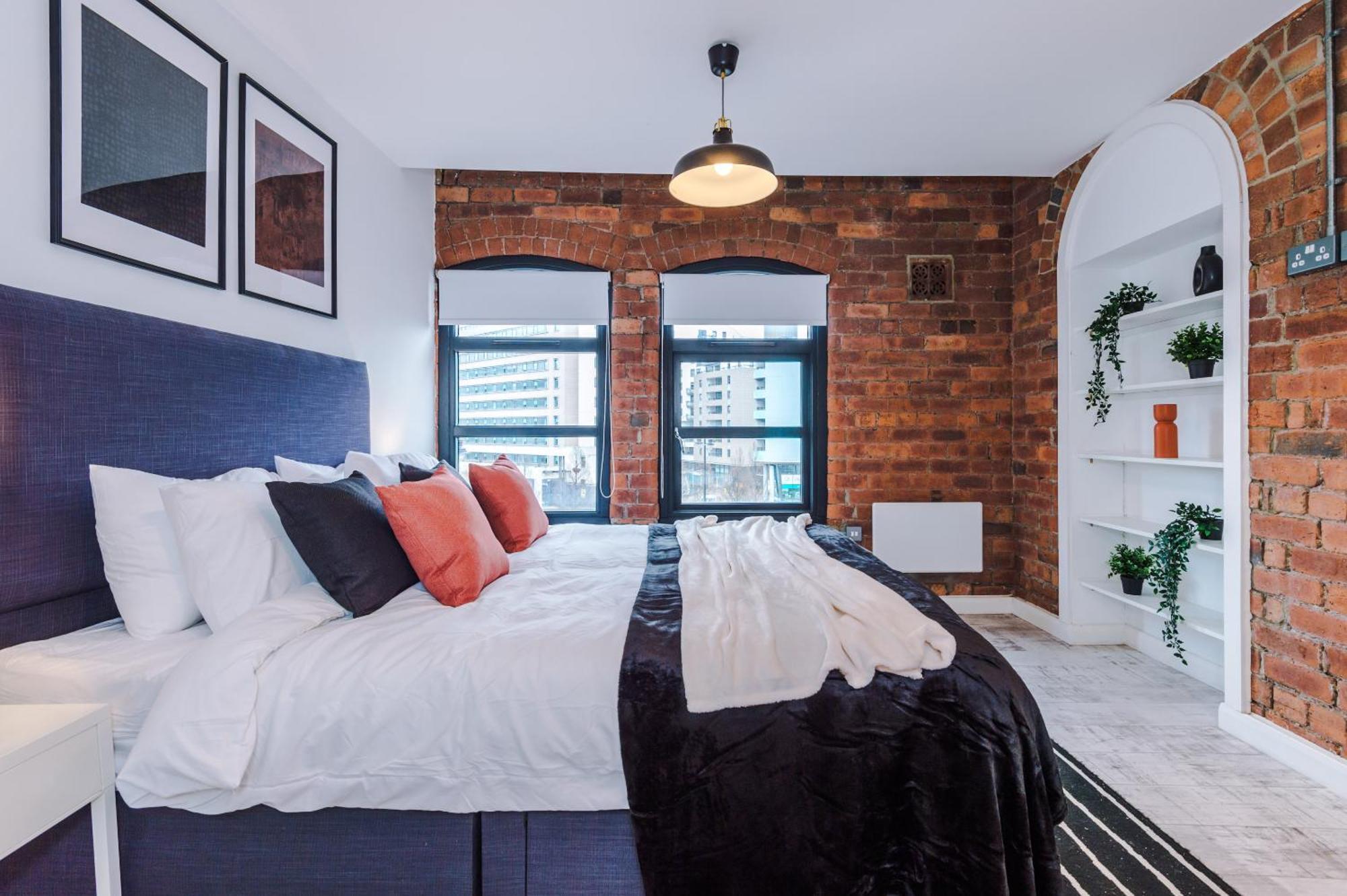 2 King Size Beds In Manhattan Styled Oversize Apartment Leeds  Extérieur photo