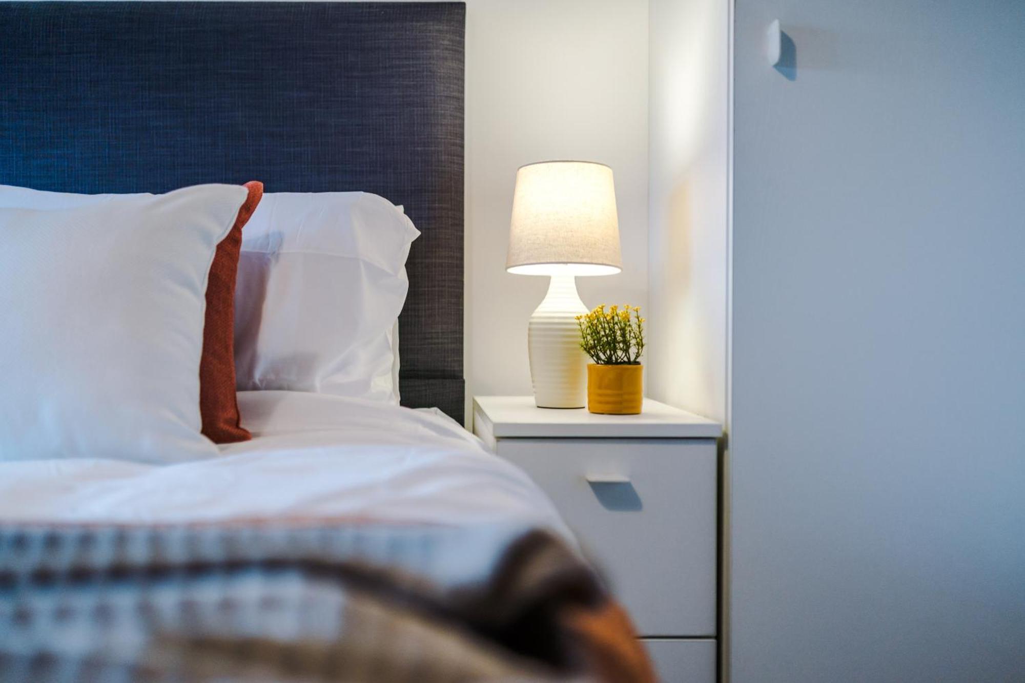 2 King Size Beds In Manhattan Styled Oversize Apartment Leeds  Extérieur photo